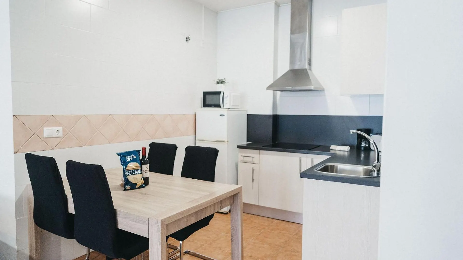 Marimel Nerja Alojamientos Apartment