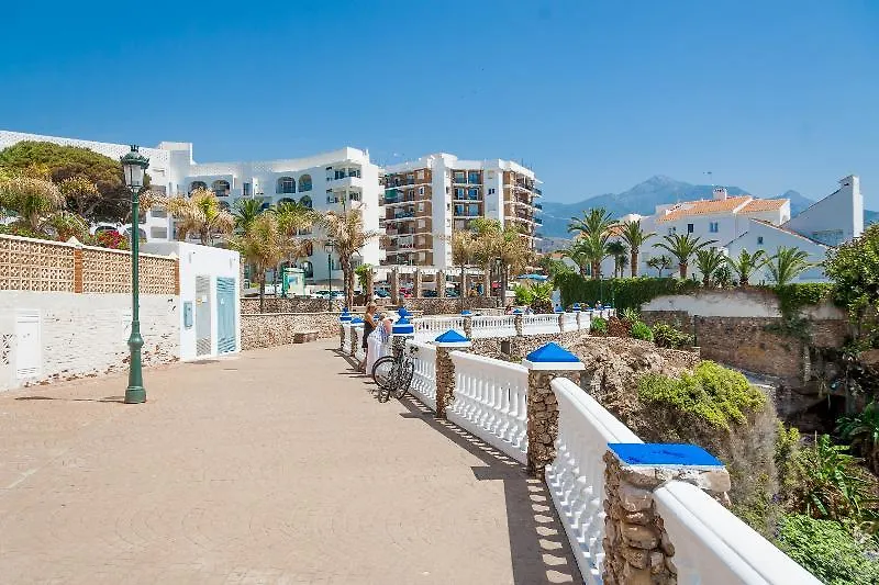 Marimel Nerja Alojamientos 0*,
